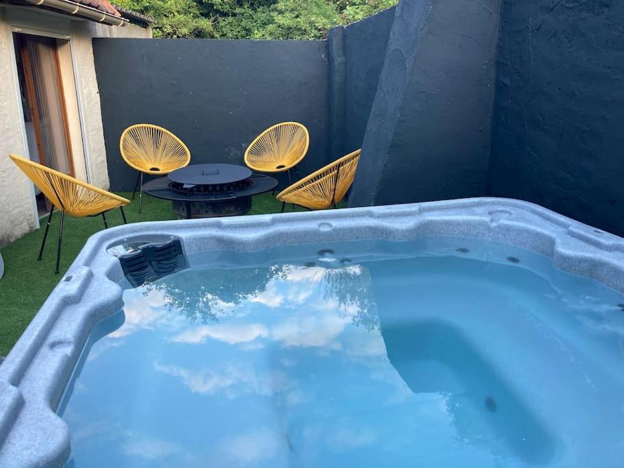 Au Bois D'Epenin - Gite Et Spa Beugin Kültér fotó